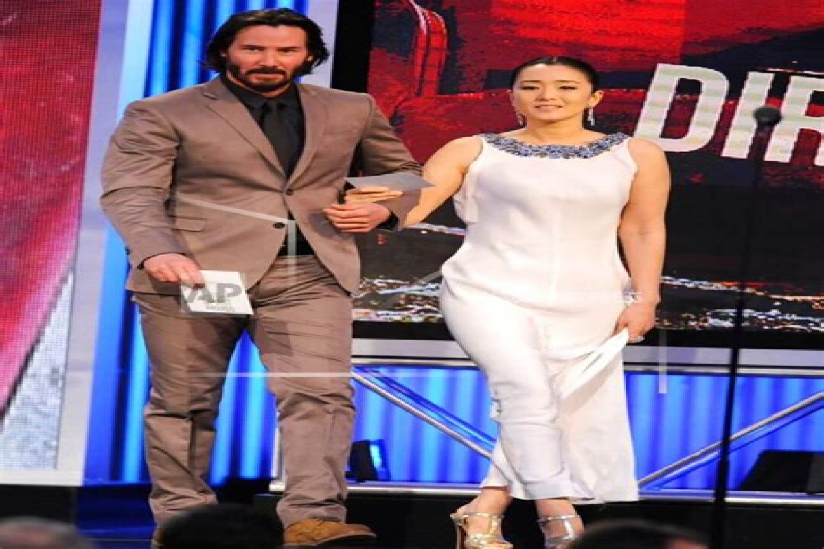 Actor Vijay's Towering Stature: Unveiling His Height